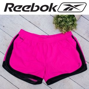 🎗Reebok🎗Shorts Breast Cancer Edition LARGE